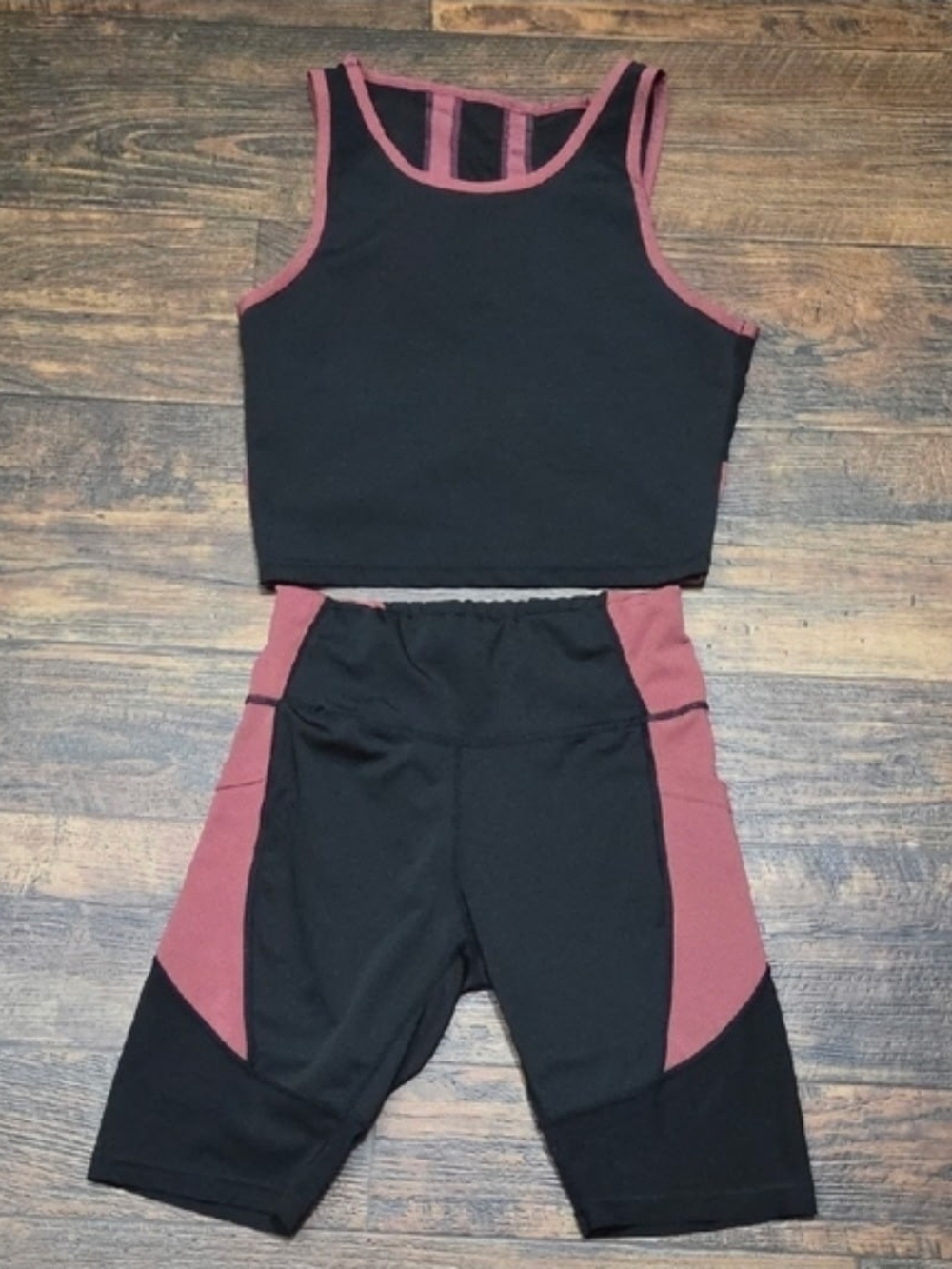 Women’s Black & Mauve Active Bike Shorts Set - Crop Tank & Biker Shorts